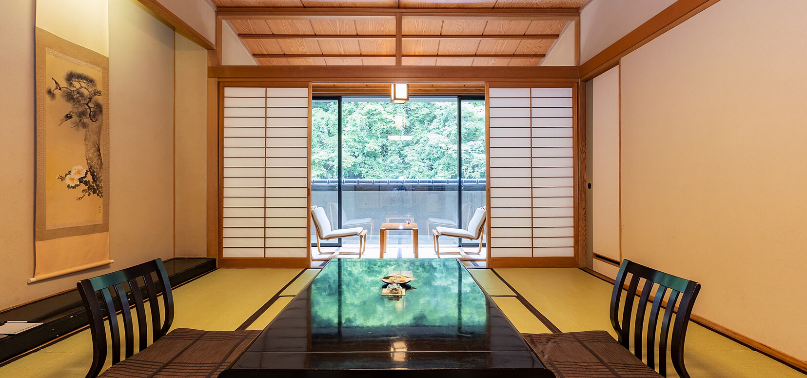 本館【渓流側】